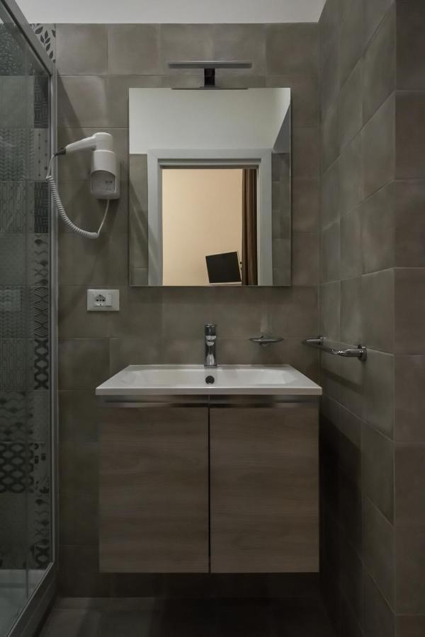Casa Sciunzi - Elegant Guest House In Rome Termini ภายนอก รูปภาพ